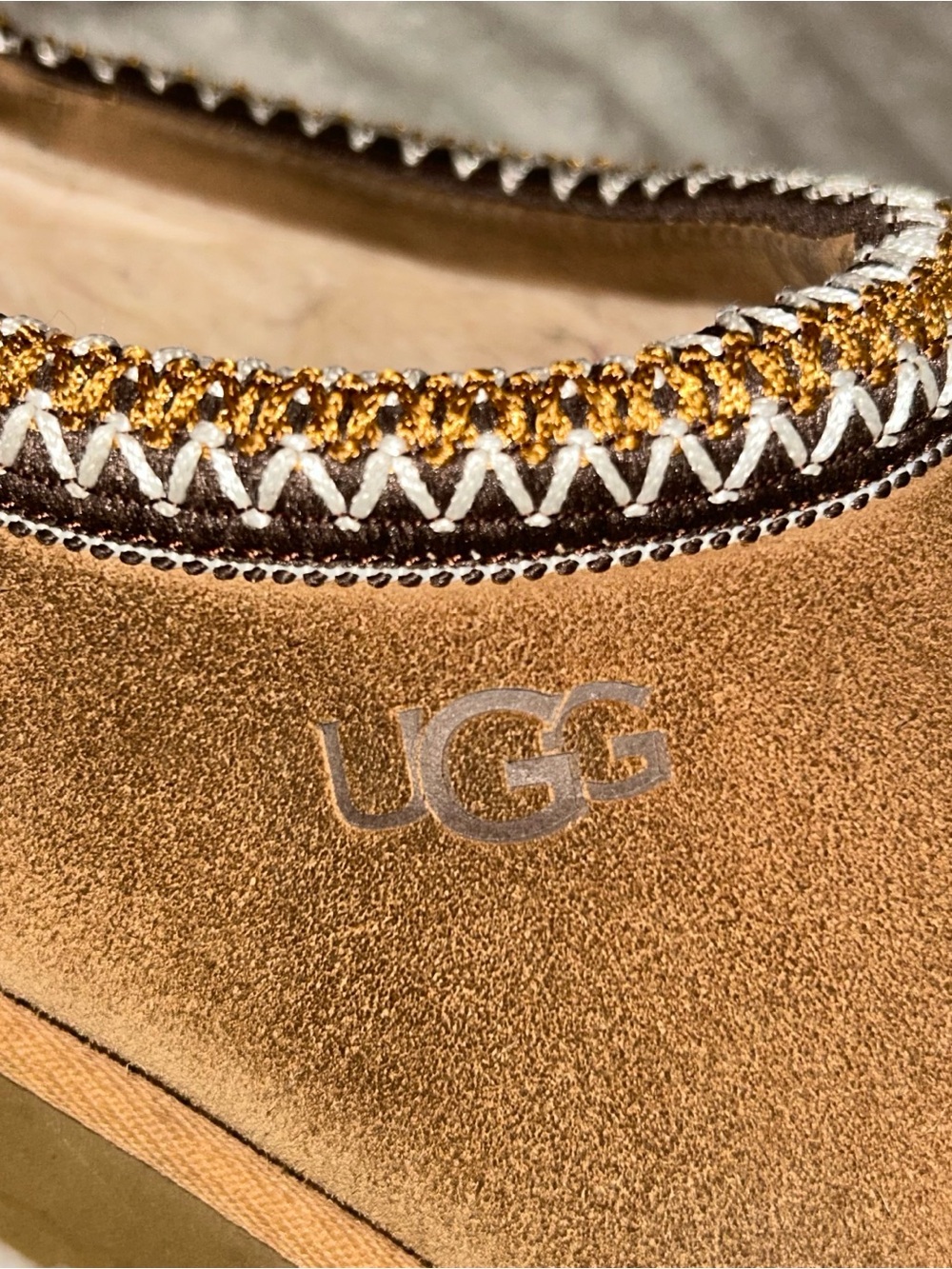 UGG Men's Chestnuty tazmen Suede Slip-On Clog - Picture 7 of 9